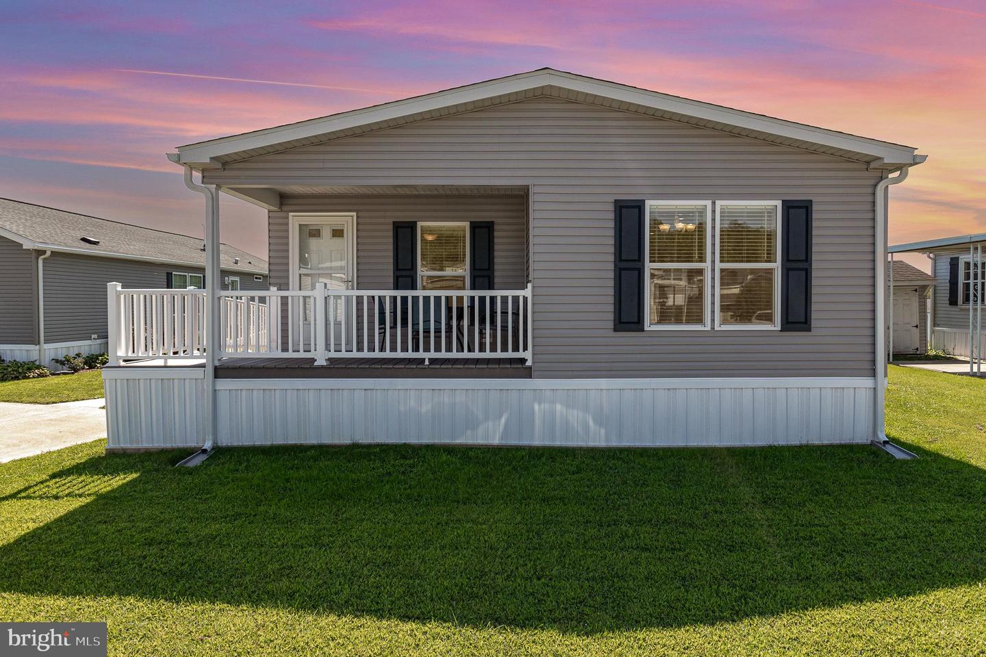 907 Dogwood Street, New Providence