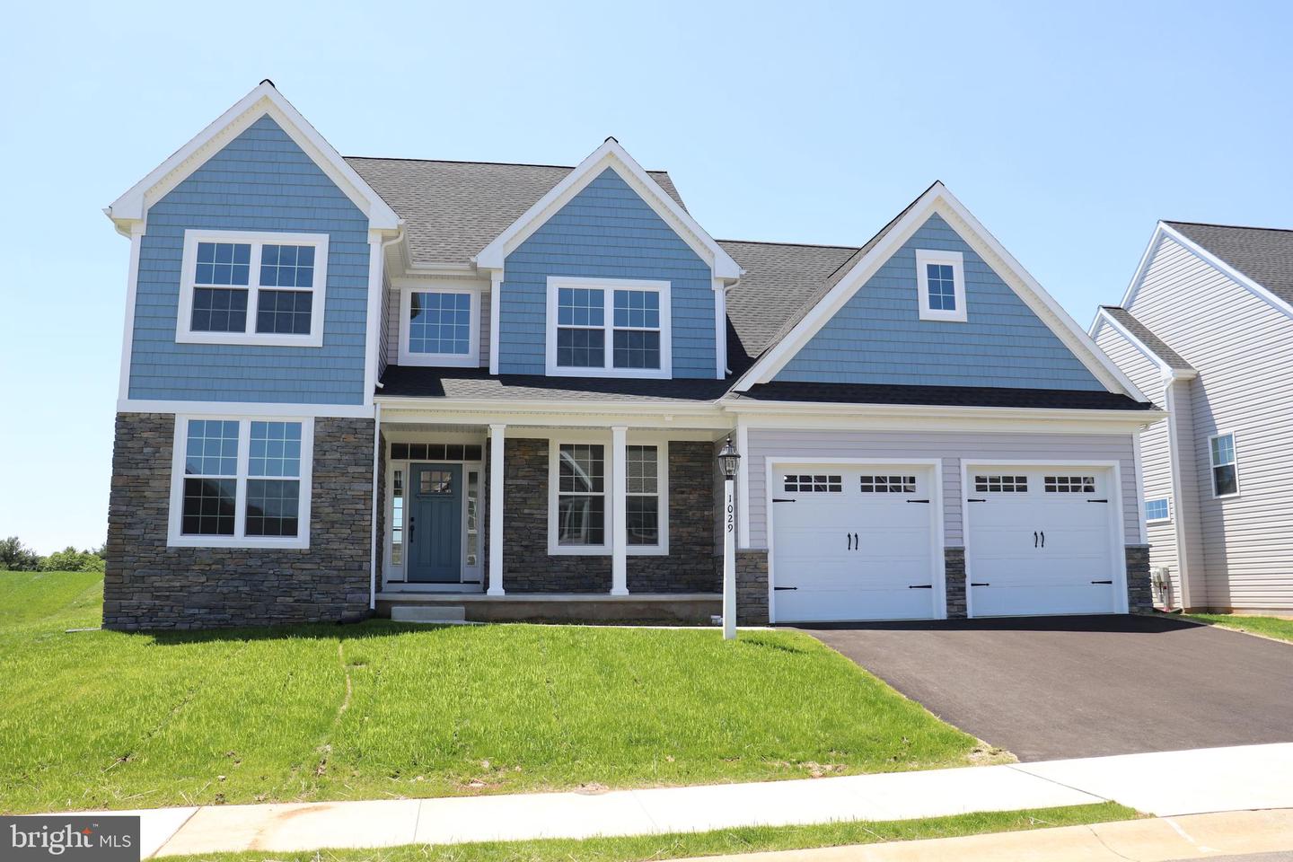 1029 Strafford Place #55, Lancaster