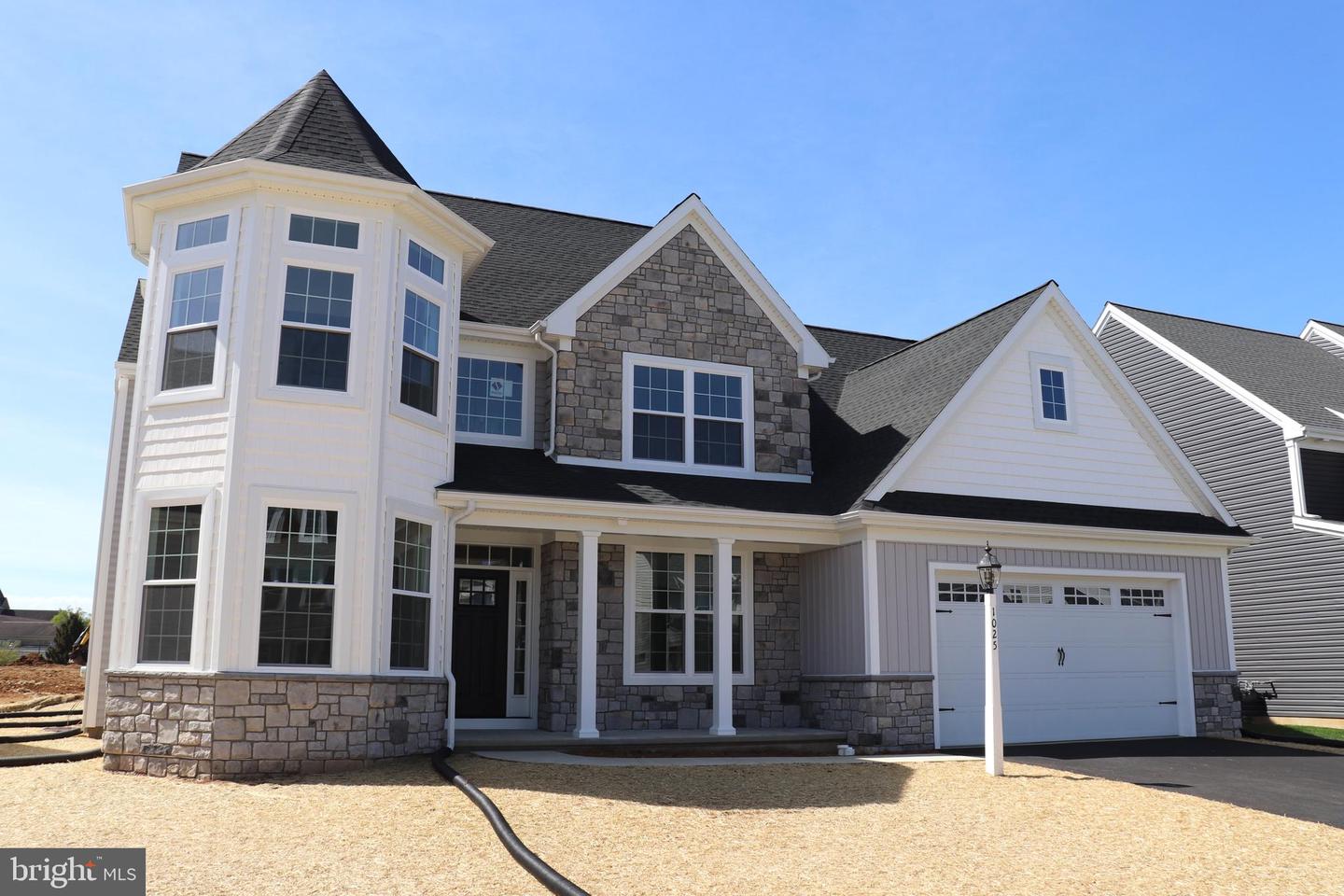 1025 Strafford Place #56, Lancaster