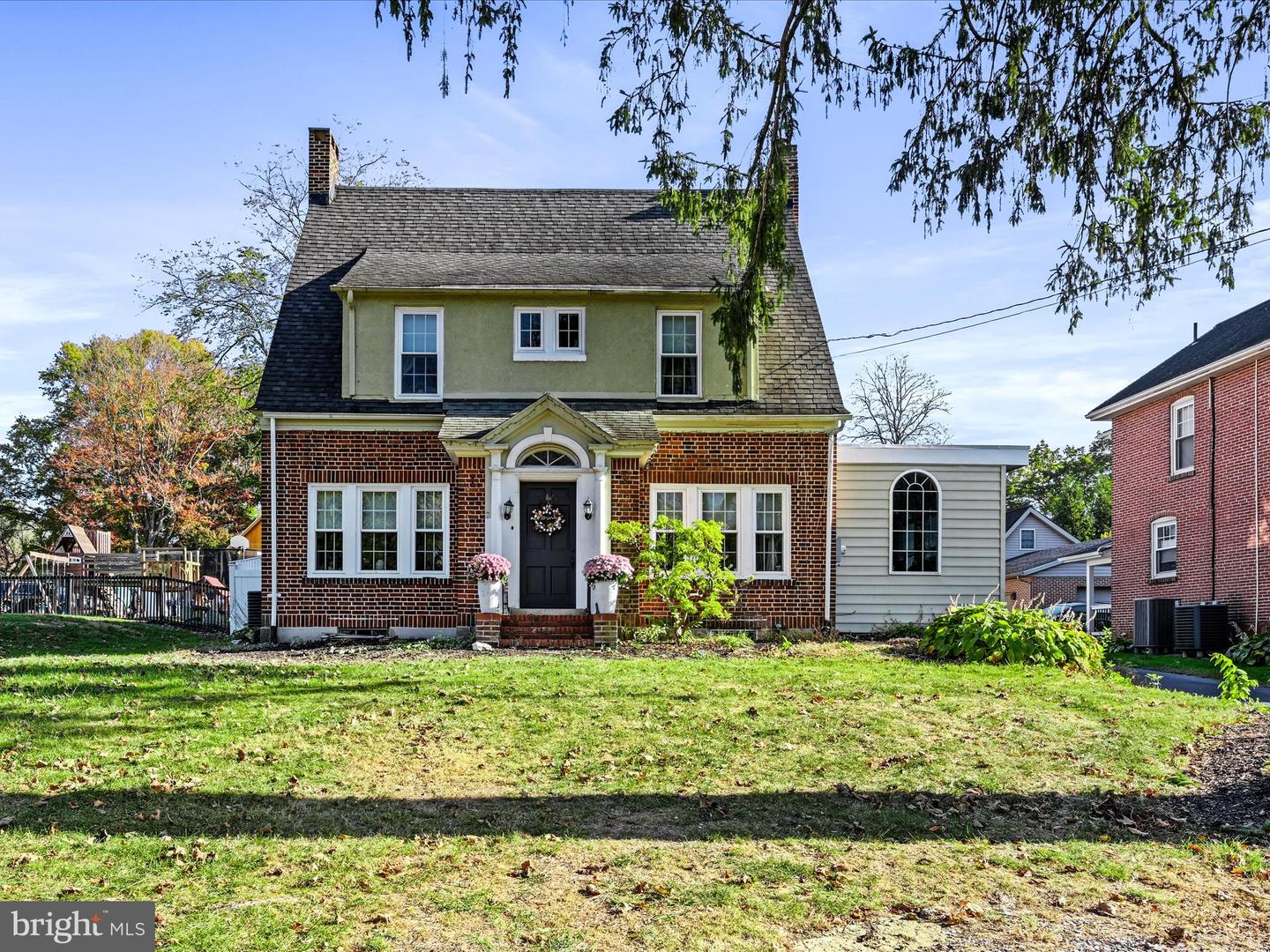 1803 Willow Street Pike, Lancaster