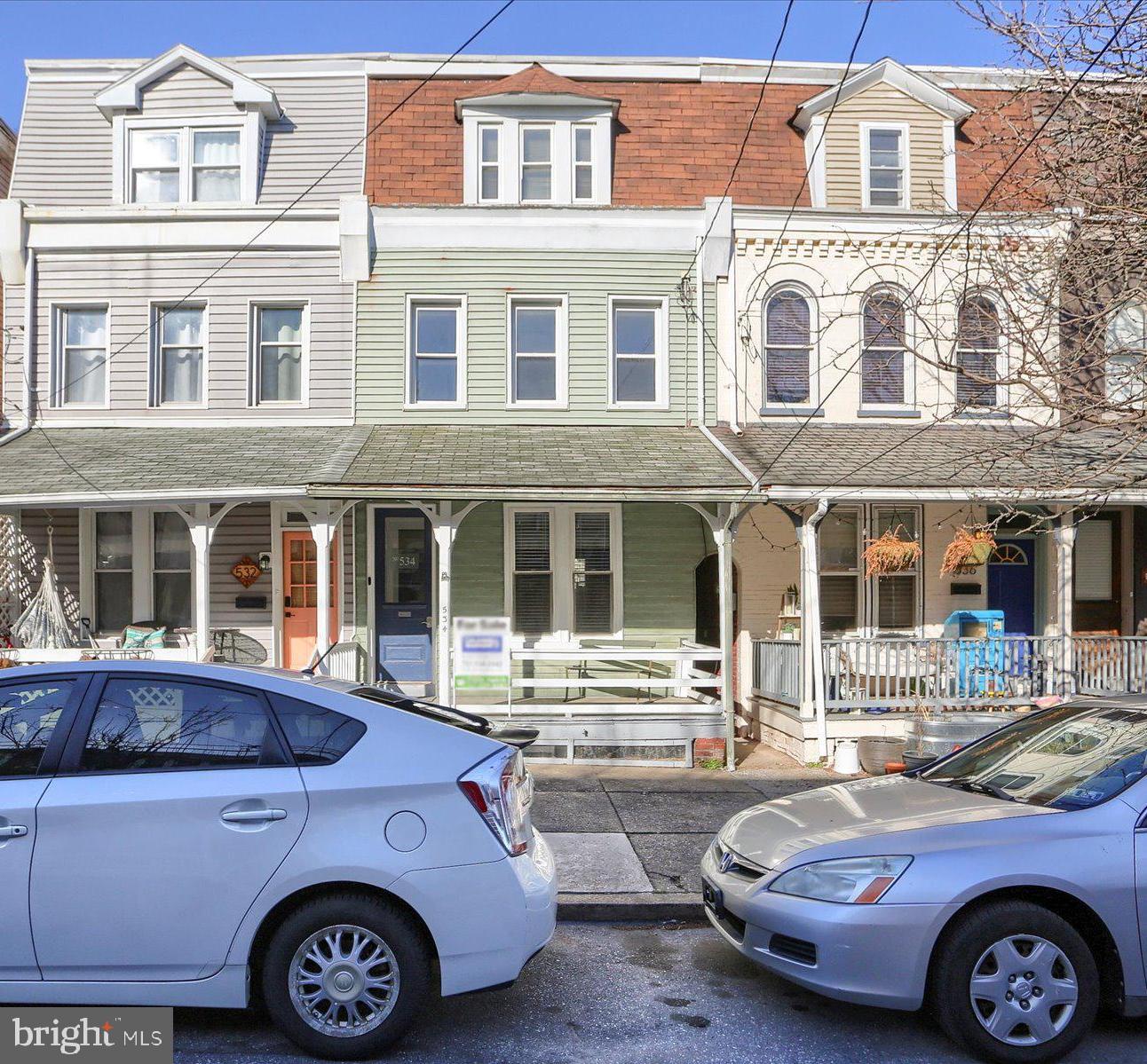 534 Lancaster Avenue, Lancaster