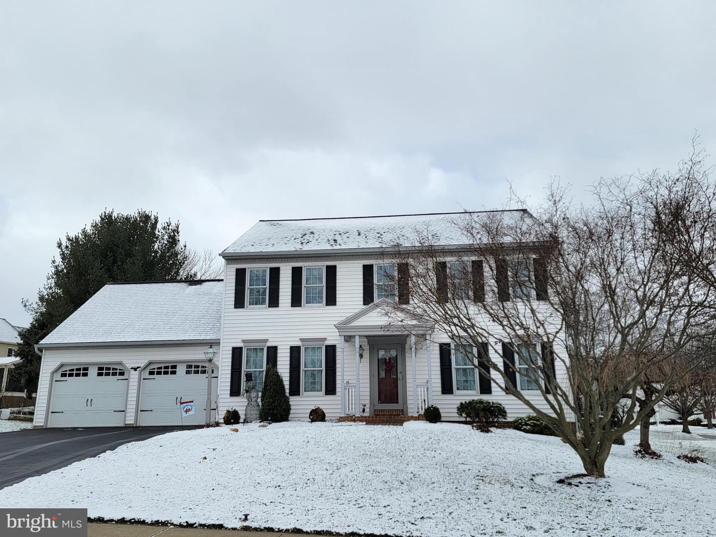 220 Date Drive, Leola