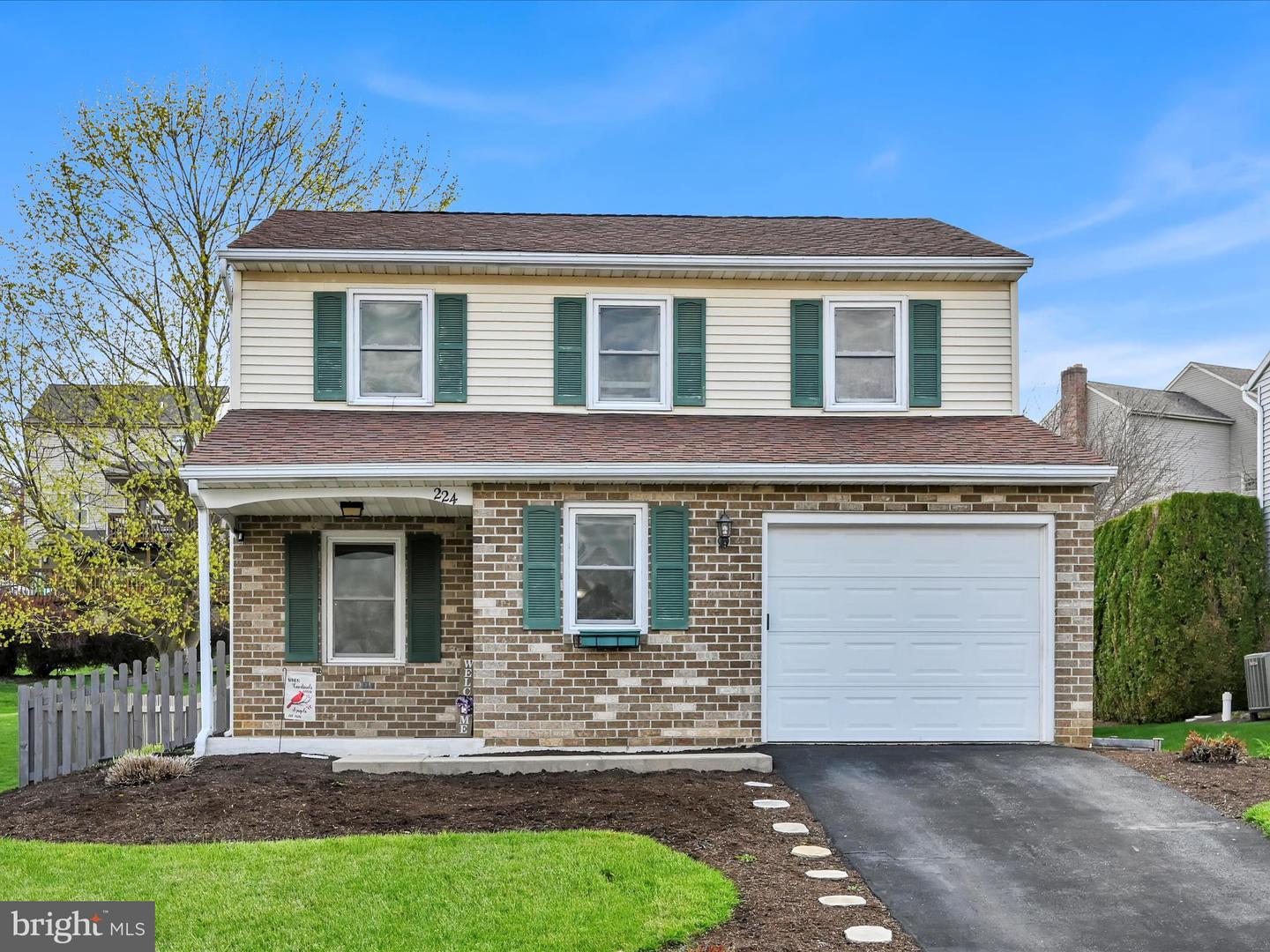 224 Linda Terrace, Ephrata