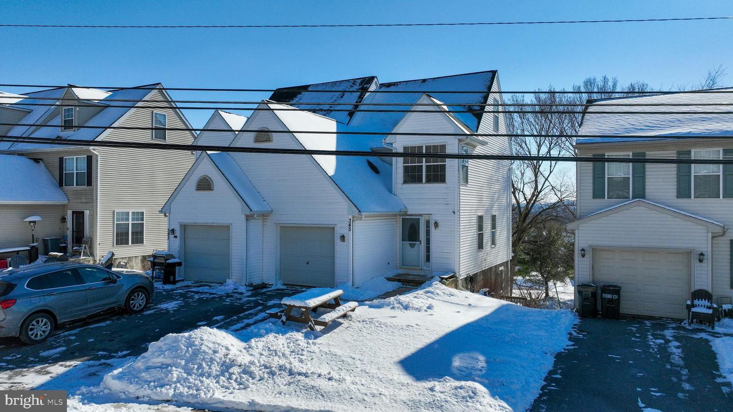 345 W Main Street, Adamstown