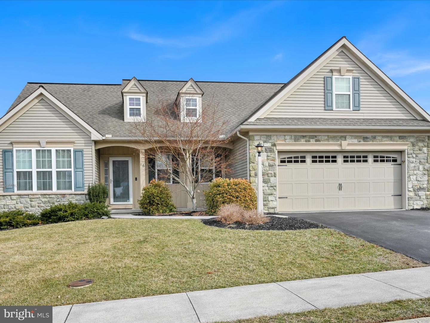 16 Summerlyn Drive, Ephrata