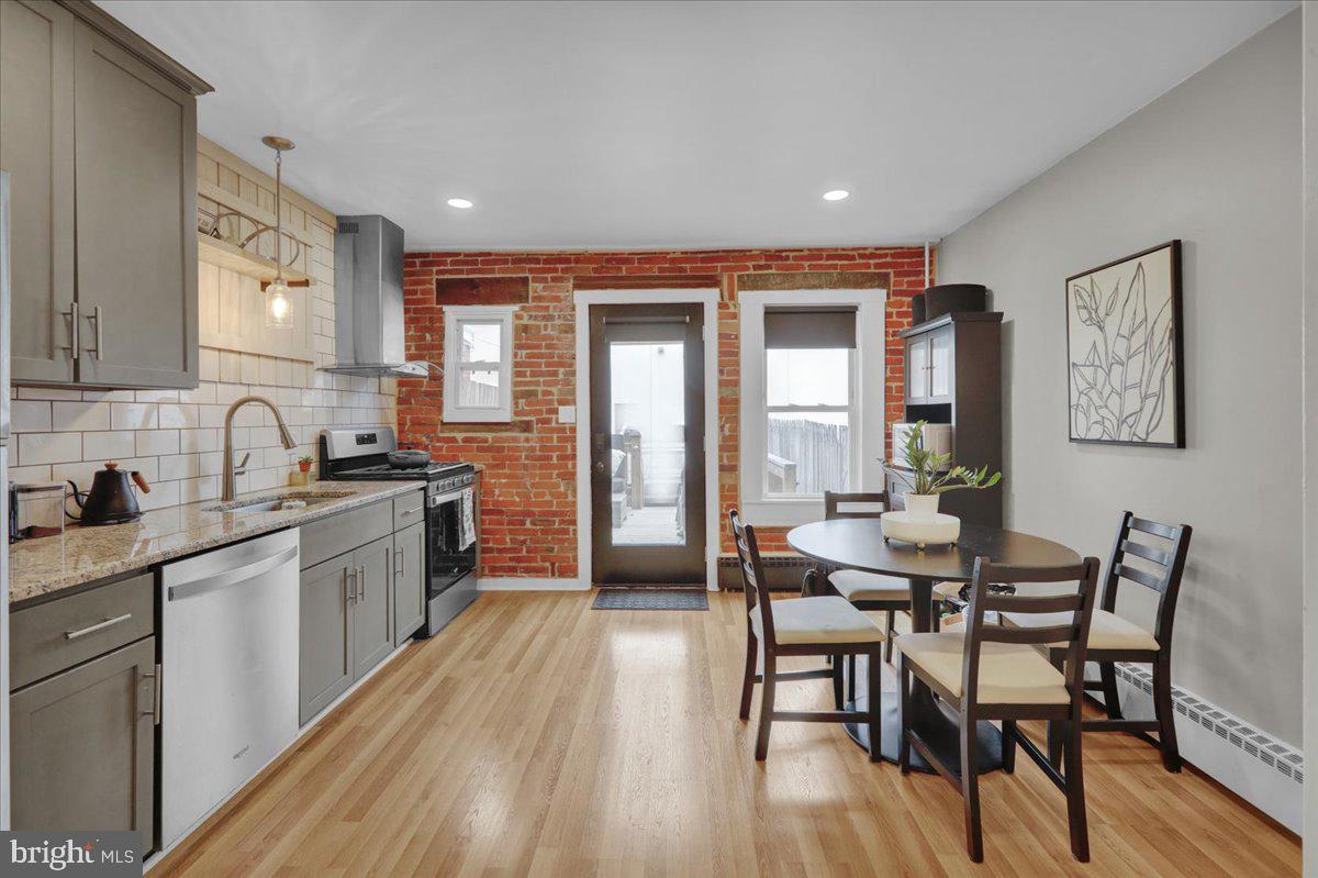 632 New Holland Avenue, Lancaster