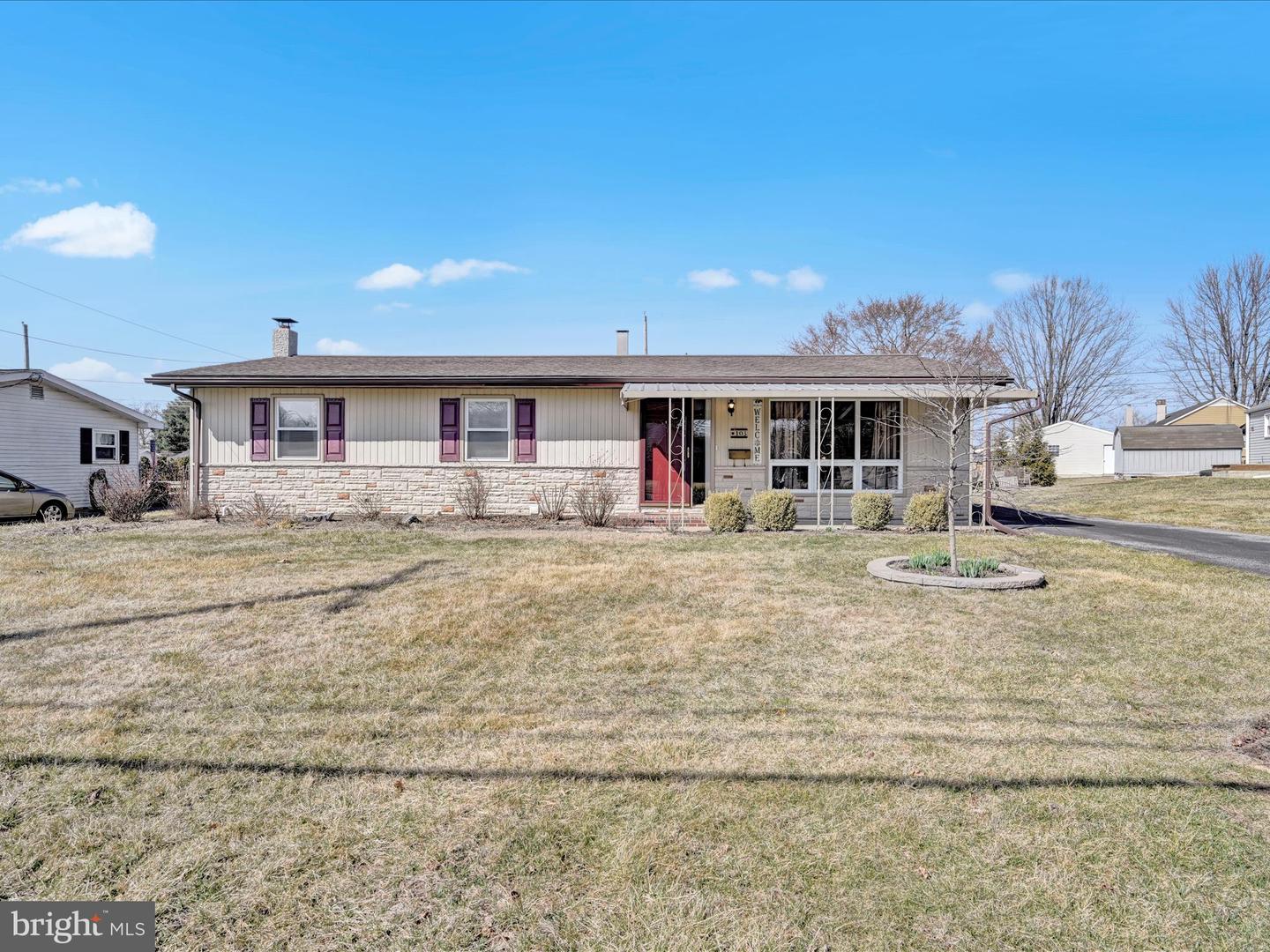 103 Niss Avenue, Ephrata