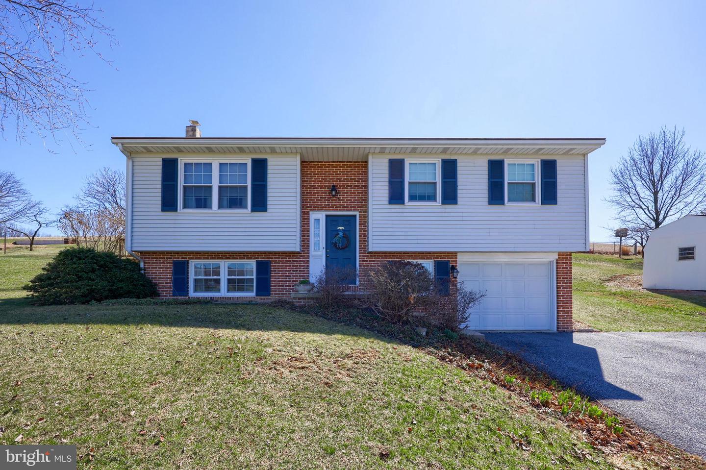 310 Long Lane, Lititz