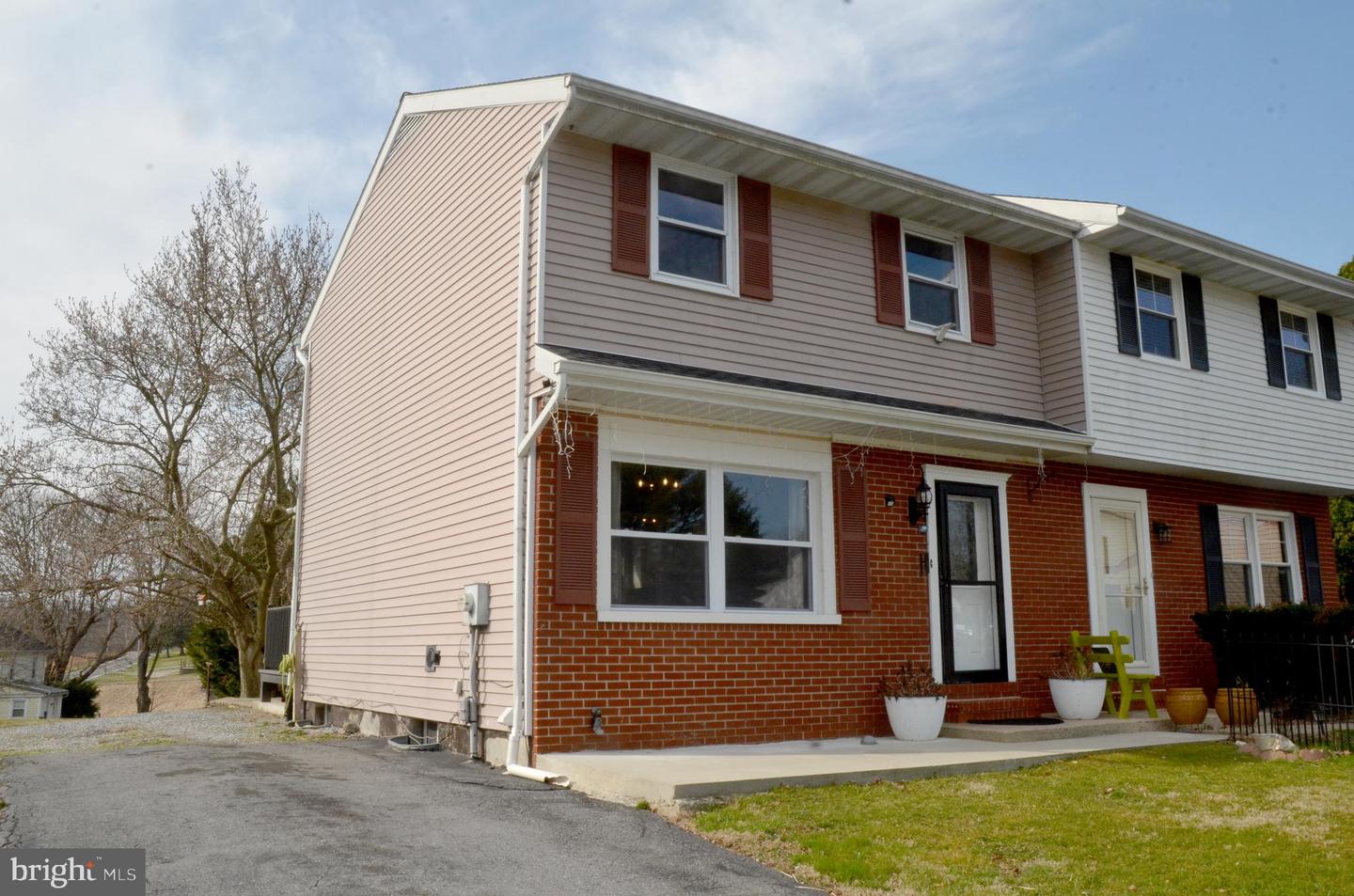 116 Turnbridge Drive, Lancaster