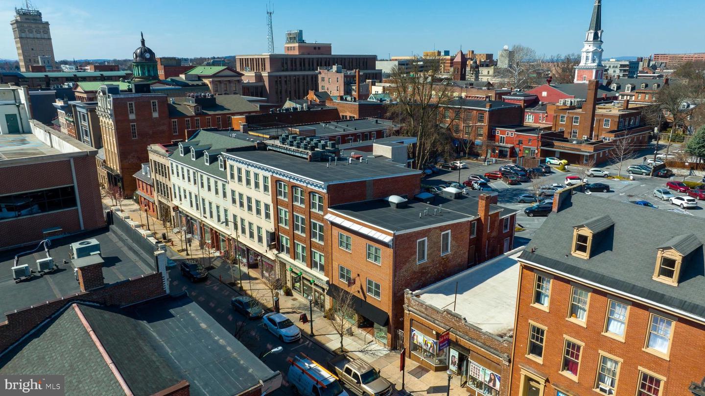 153 E King Street #411, Lancaster