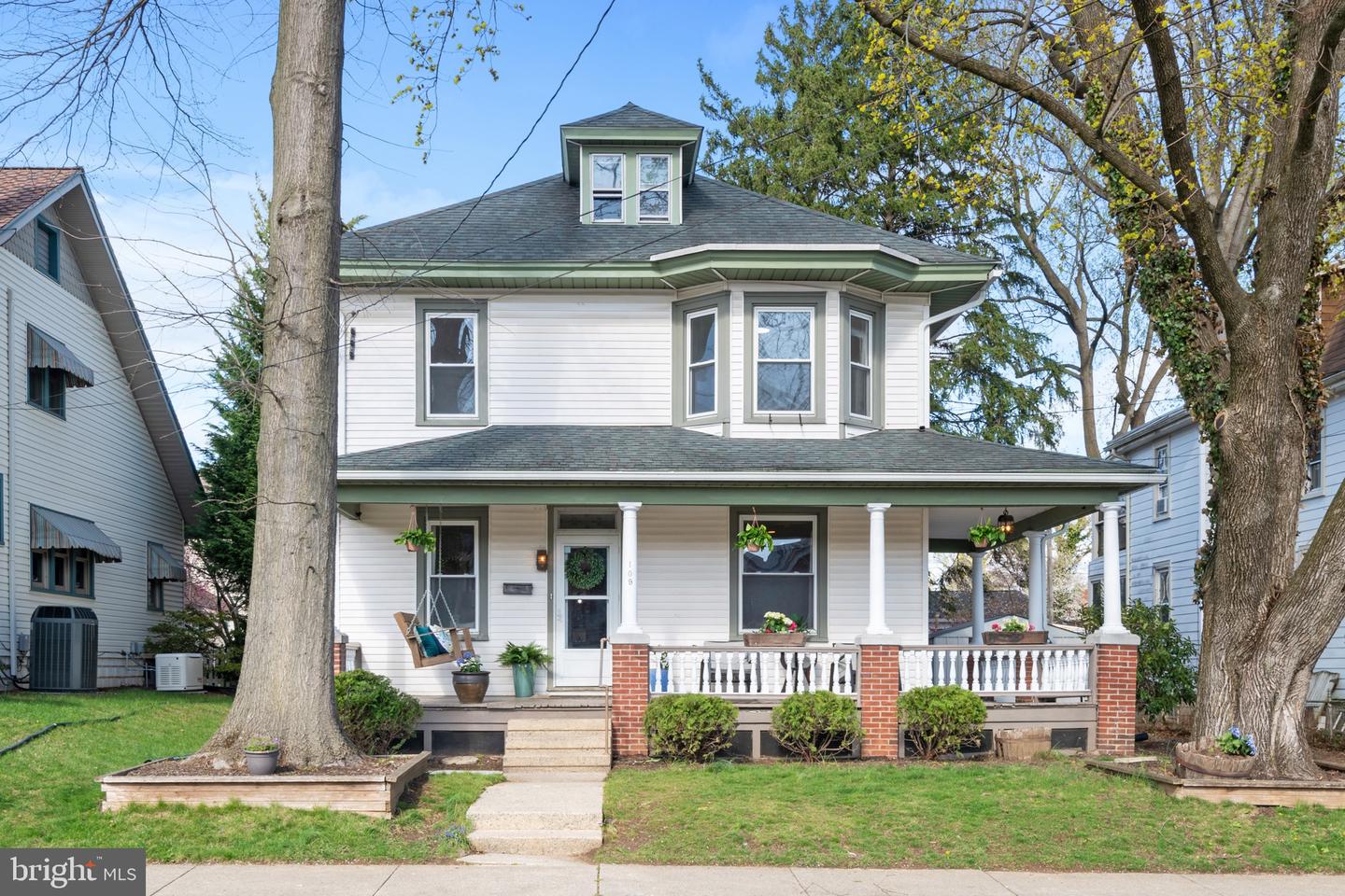 109 S Hazel Street, Manheim