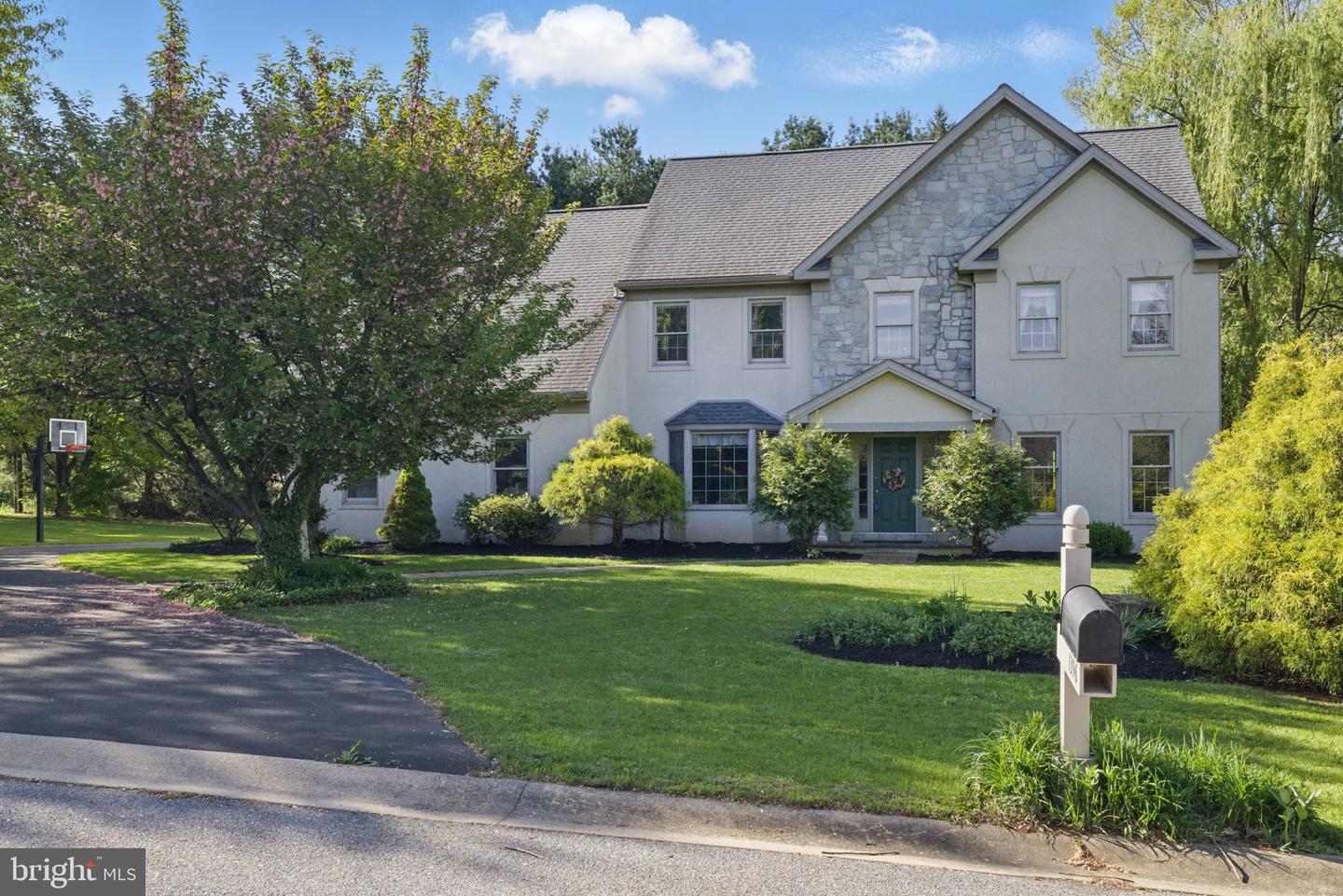 1396 John Adams Drive, Lancaster