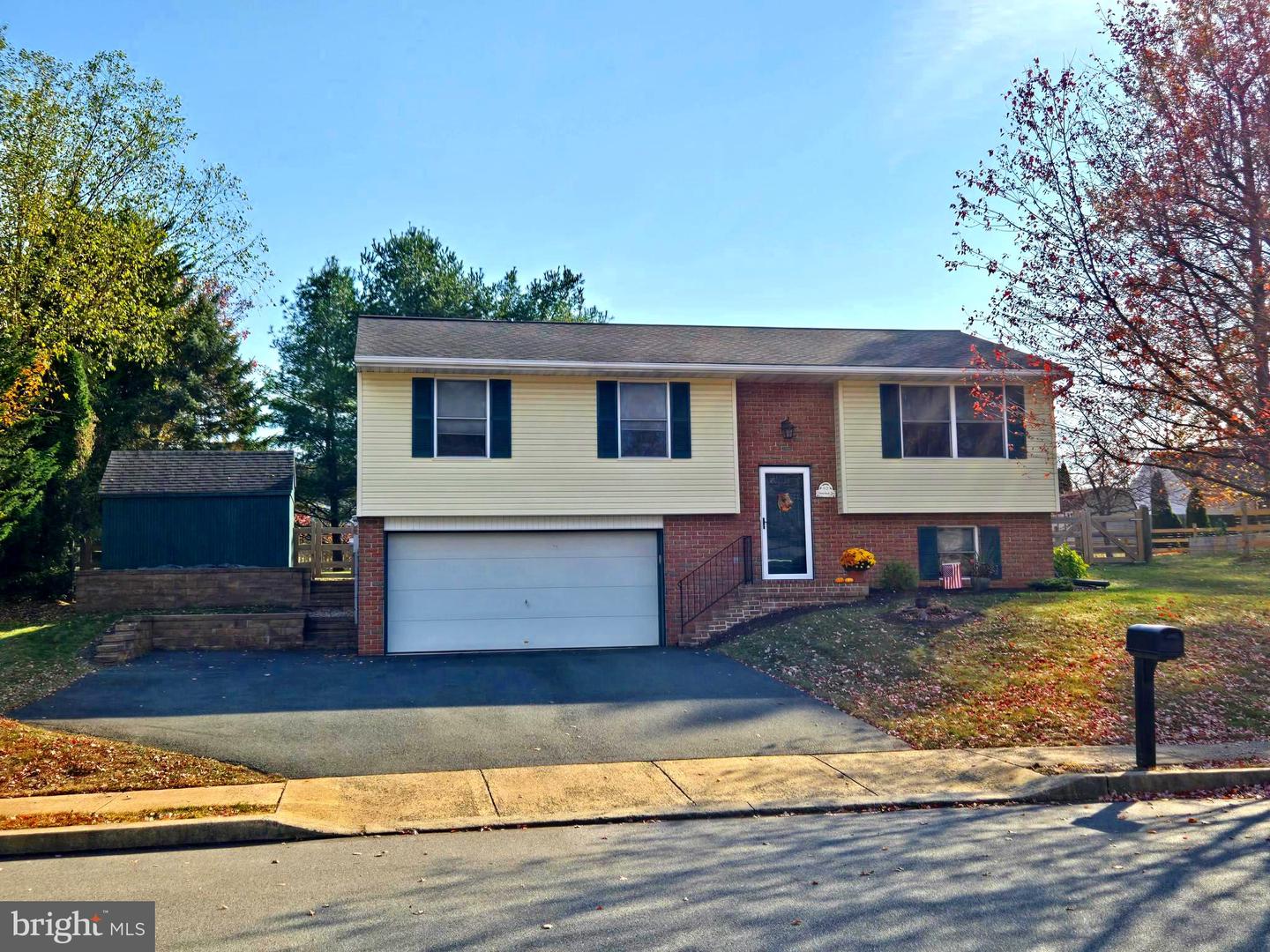 40 Homestead Drive, Denver