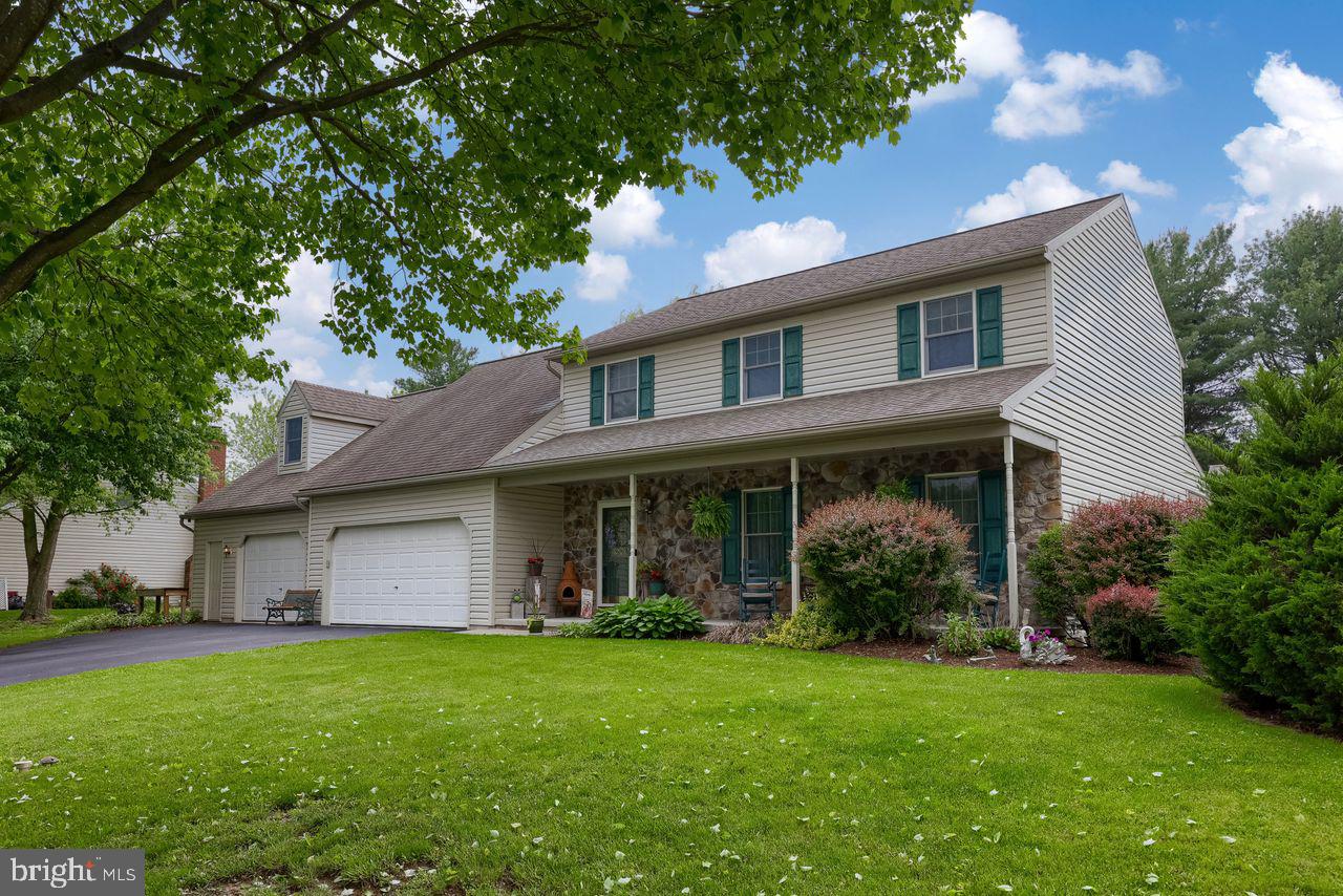 1015 Flagstone Court, Lancaster