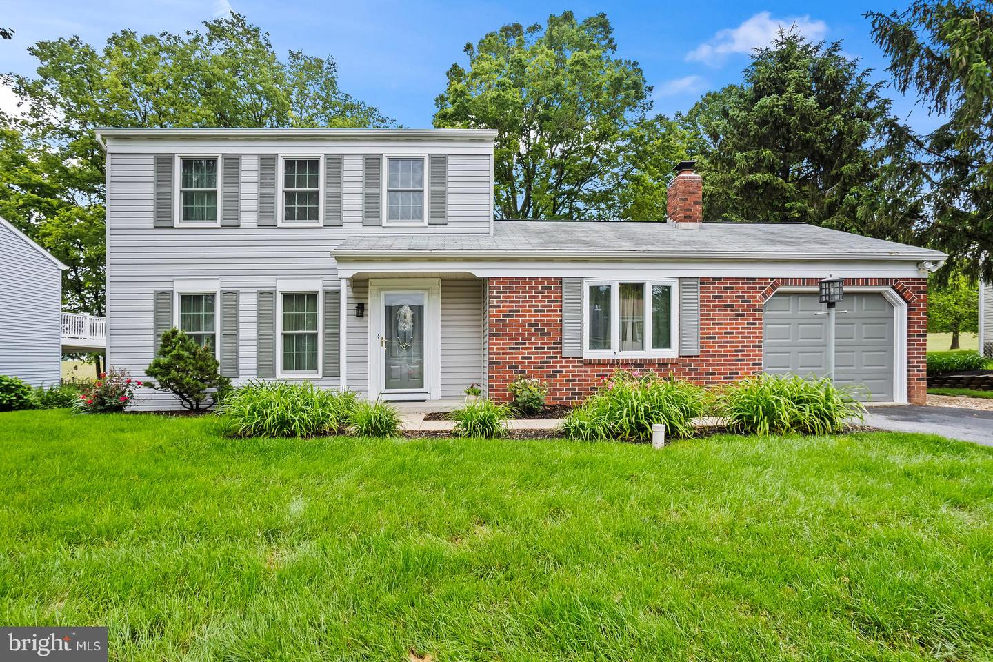 33 Rosewood Lane, Marietta