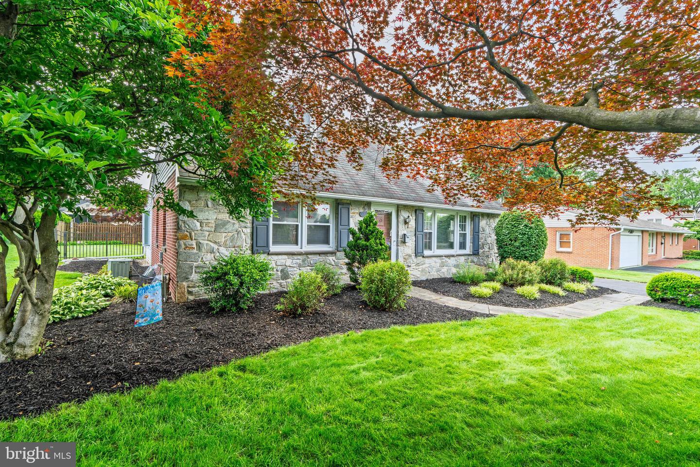 6360 Carpenter Street, East Petersburg
