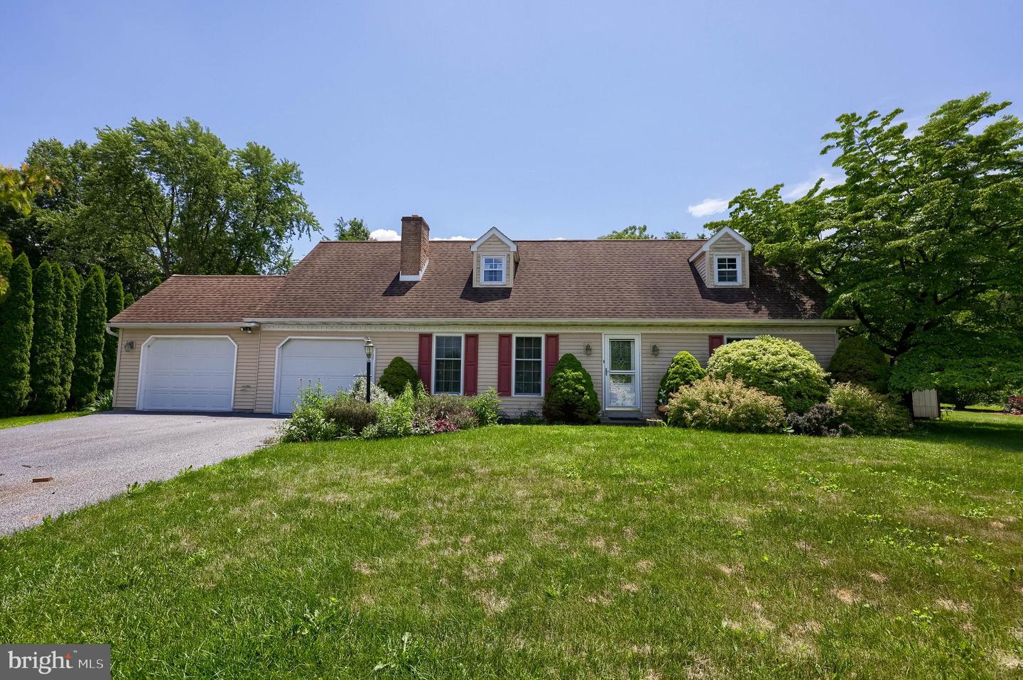 1549 Willoughby Circle, Manheim