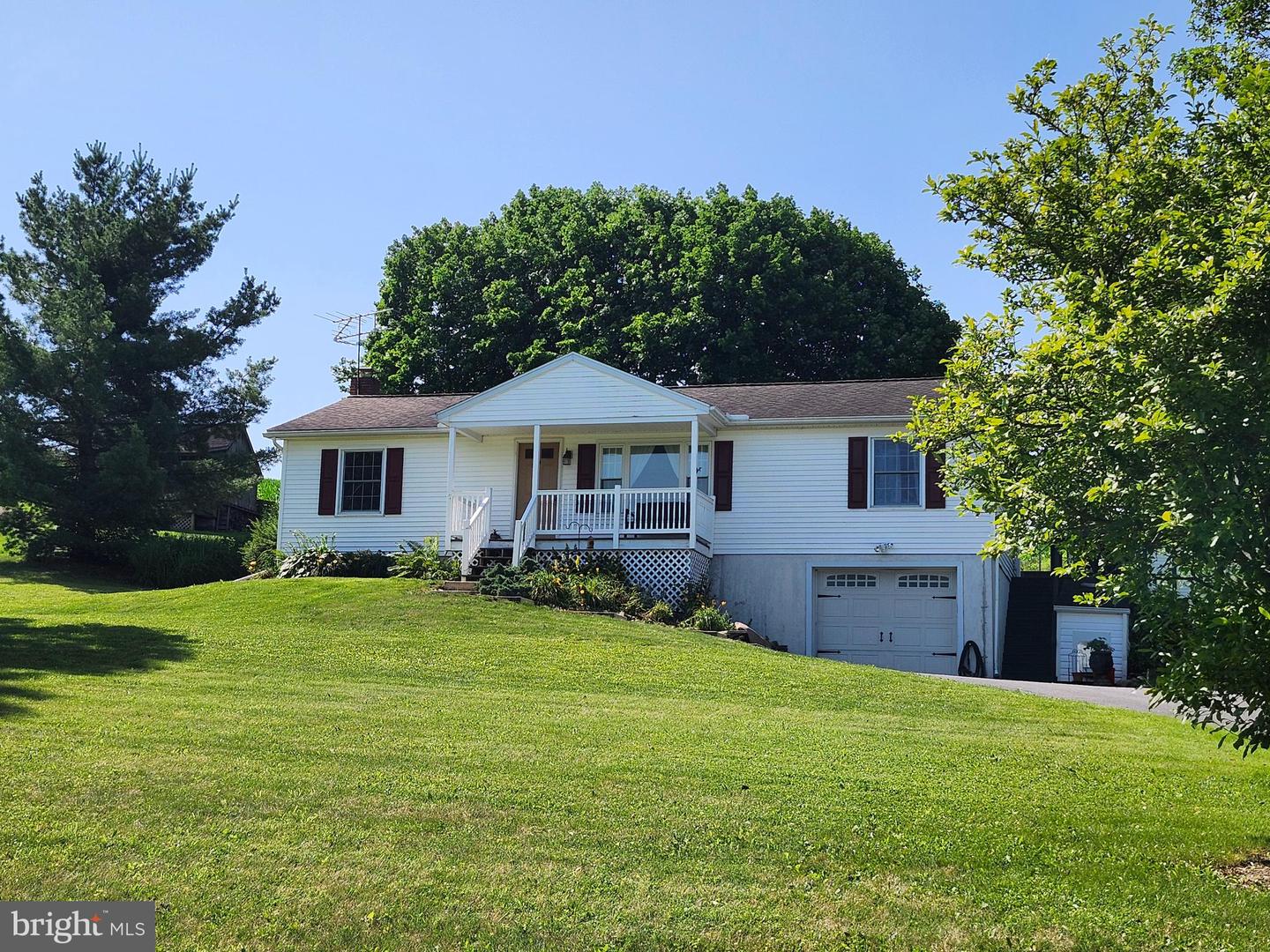 318 Long Lane, Lititz