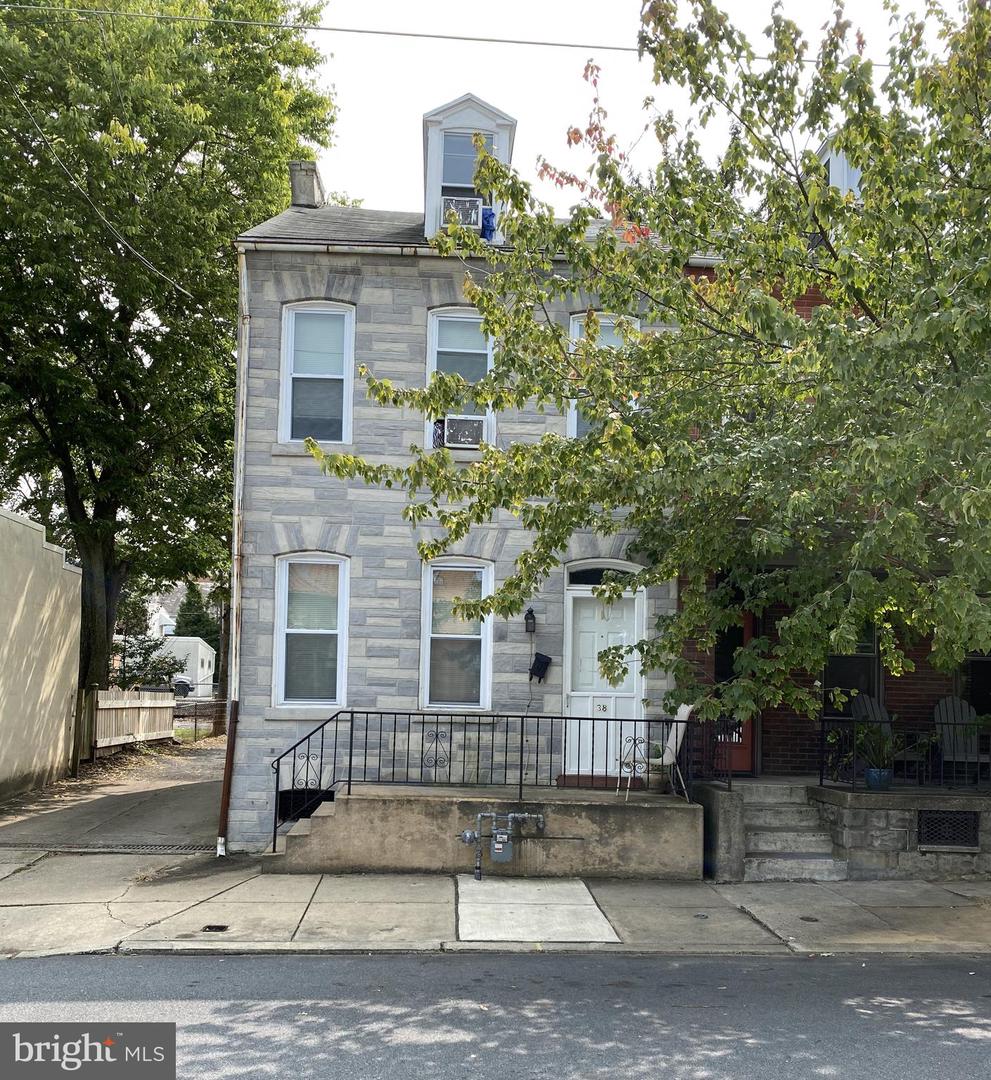 38 E New Street, Lancaster