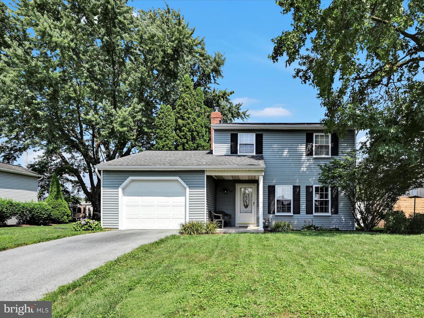 6075 Geneva Drive, East Petersburg