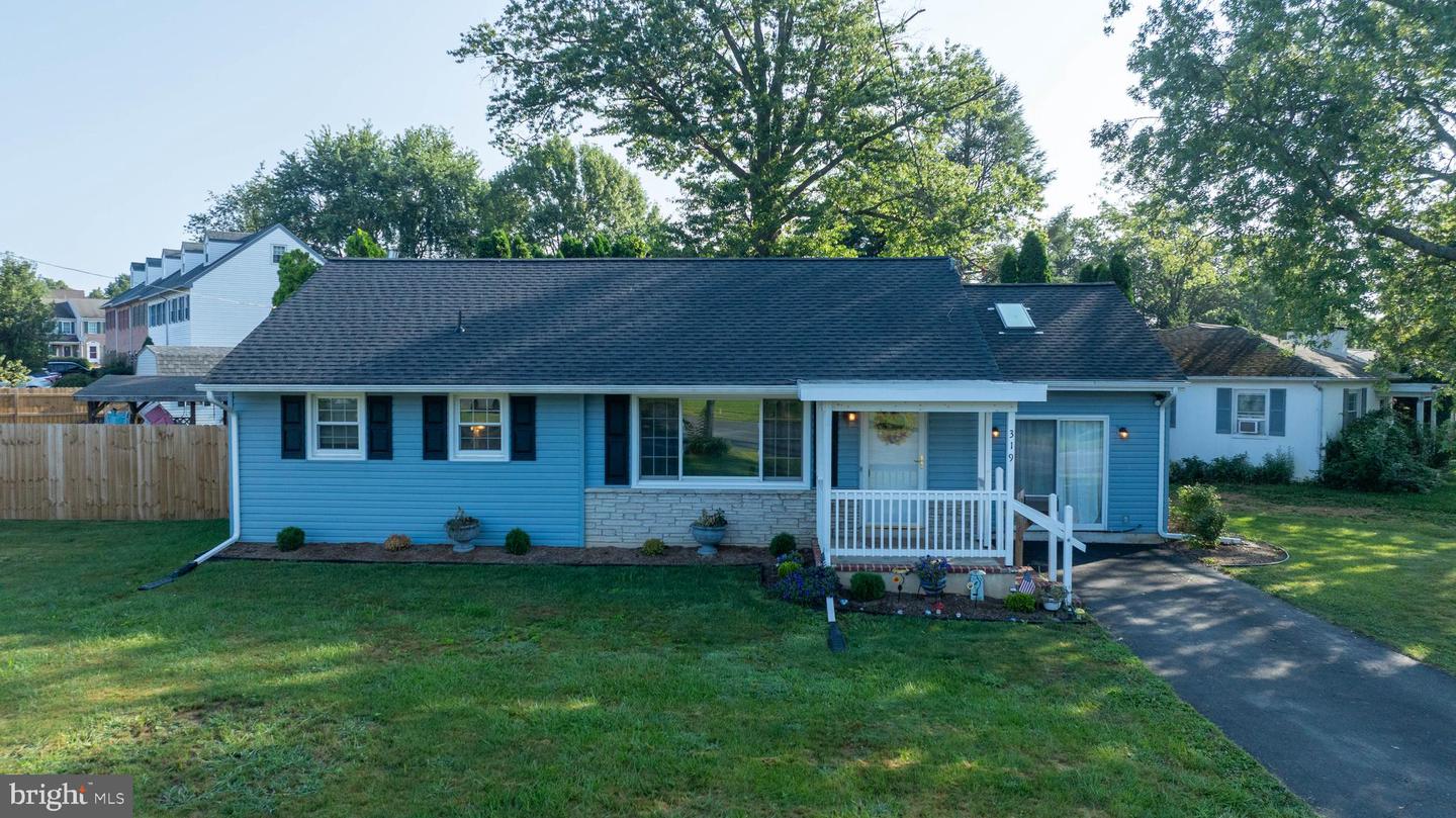 319 Birchland Avenue, Mount Joy