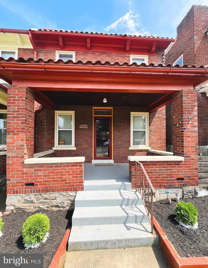231 S West End Avenue, Lancaster