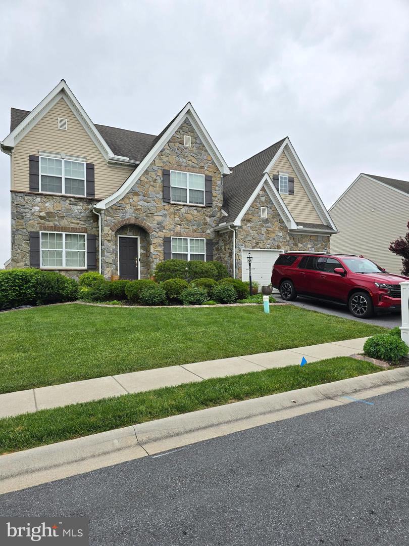 625 Warminster Lane, Lititz