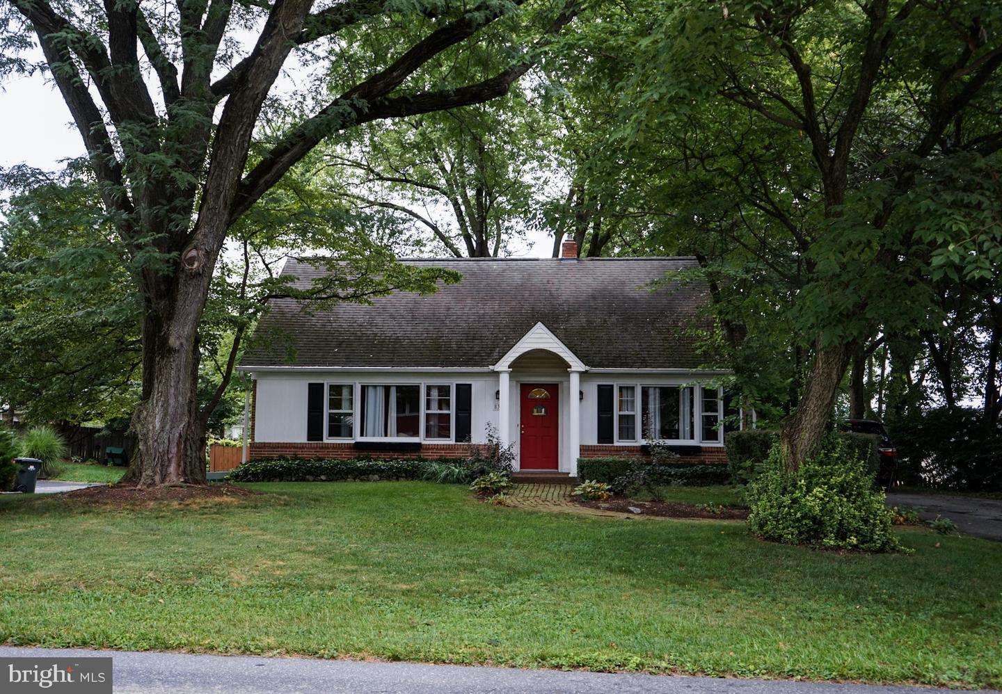 831 Park Hill Drive, Manheim