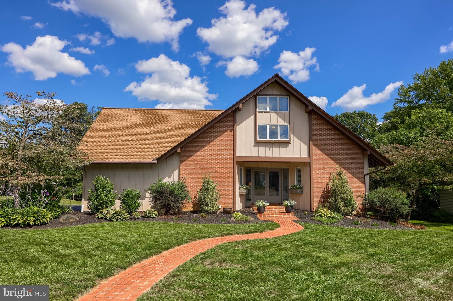 1841 Wheatland Avenue, Lancaster