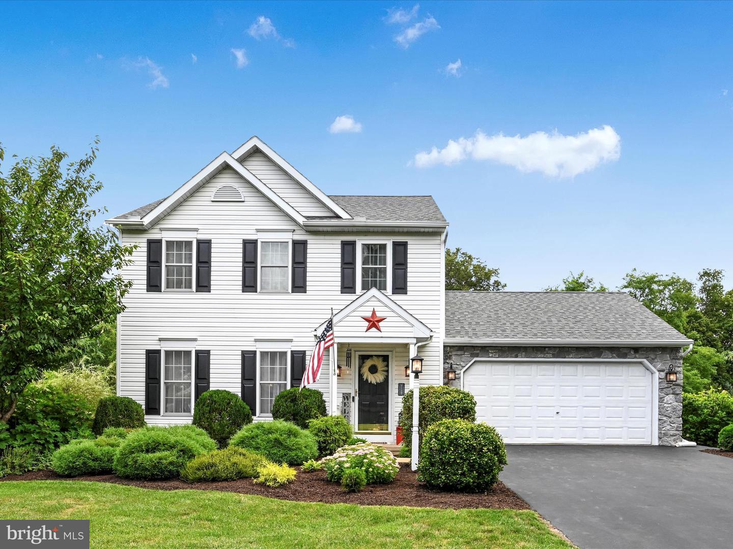 13 Fox Run Terrace, Lititz