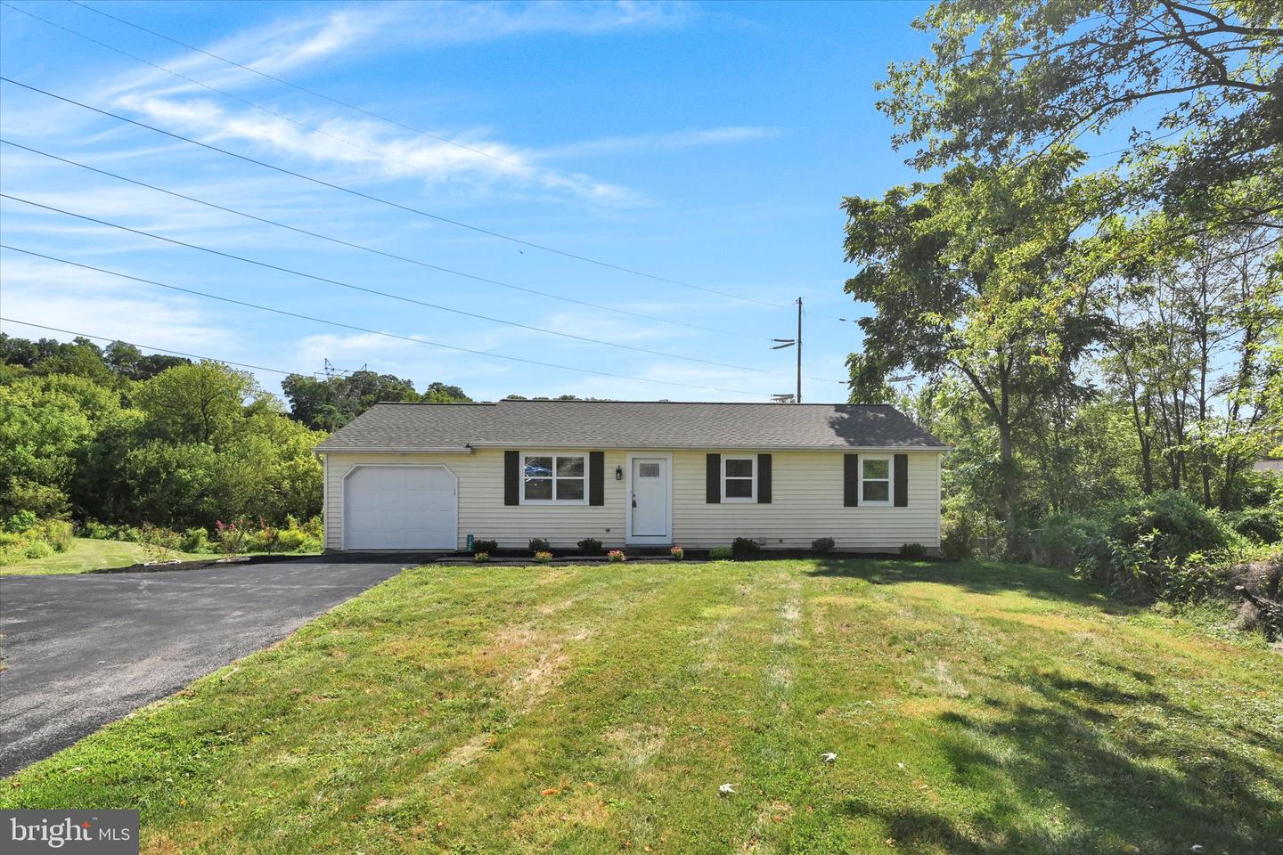 132 Stone House Lane, Columbia