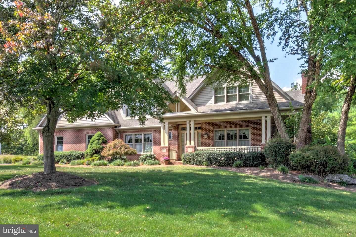 2 Resch Lane, Lancaster