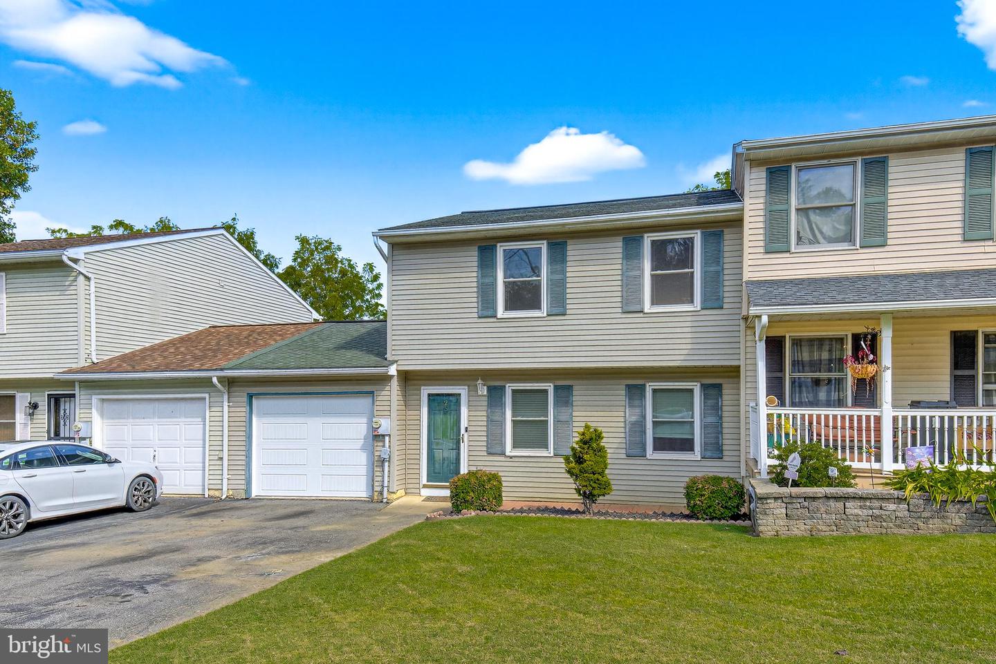 25 Sunrise Terrace, Millersville