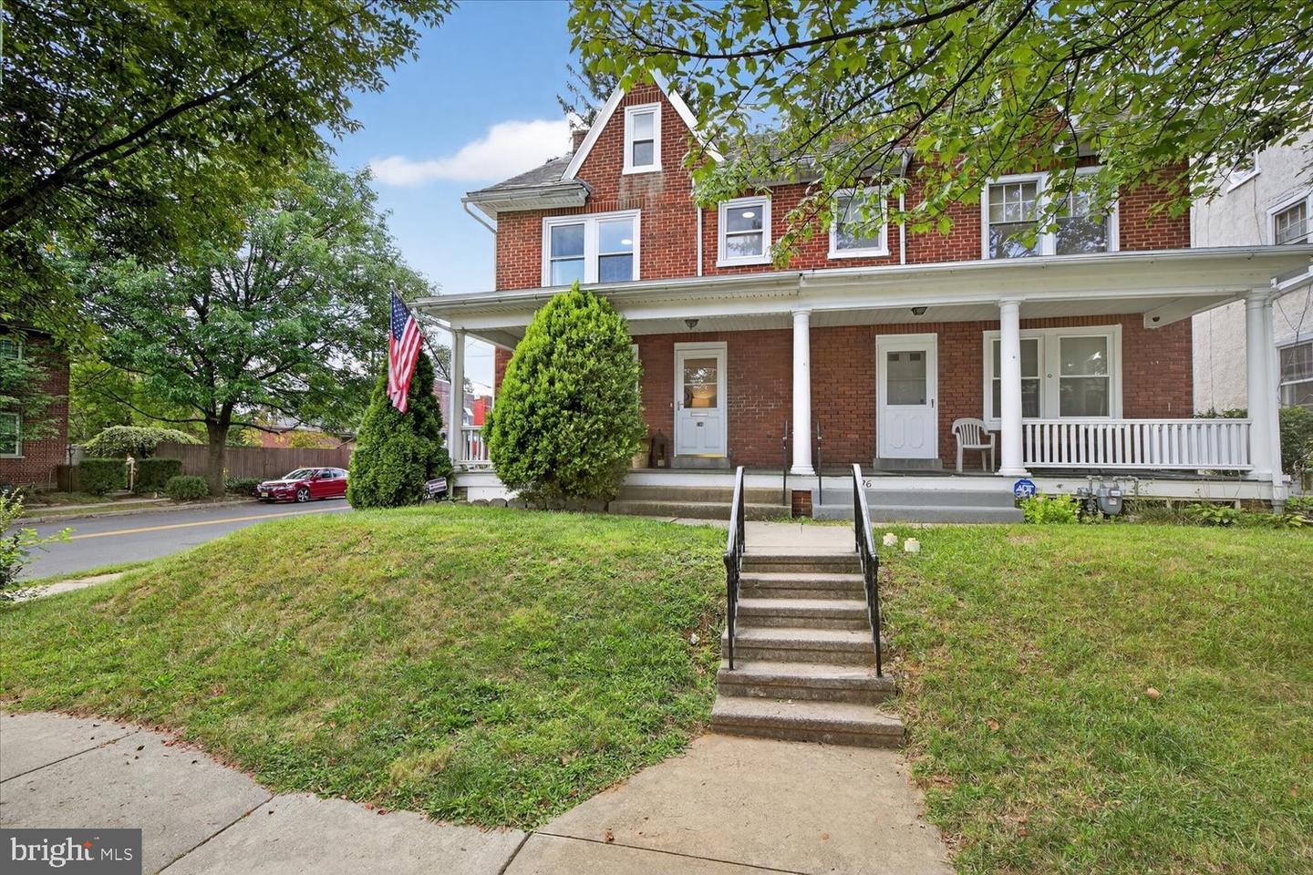 734 N Reservoir Street, Lancaster