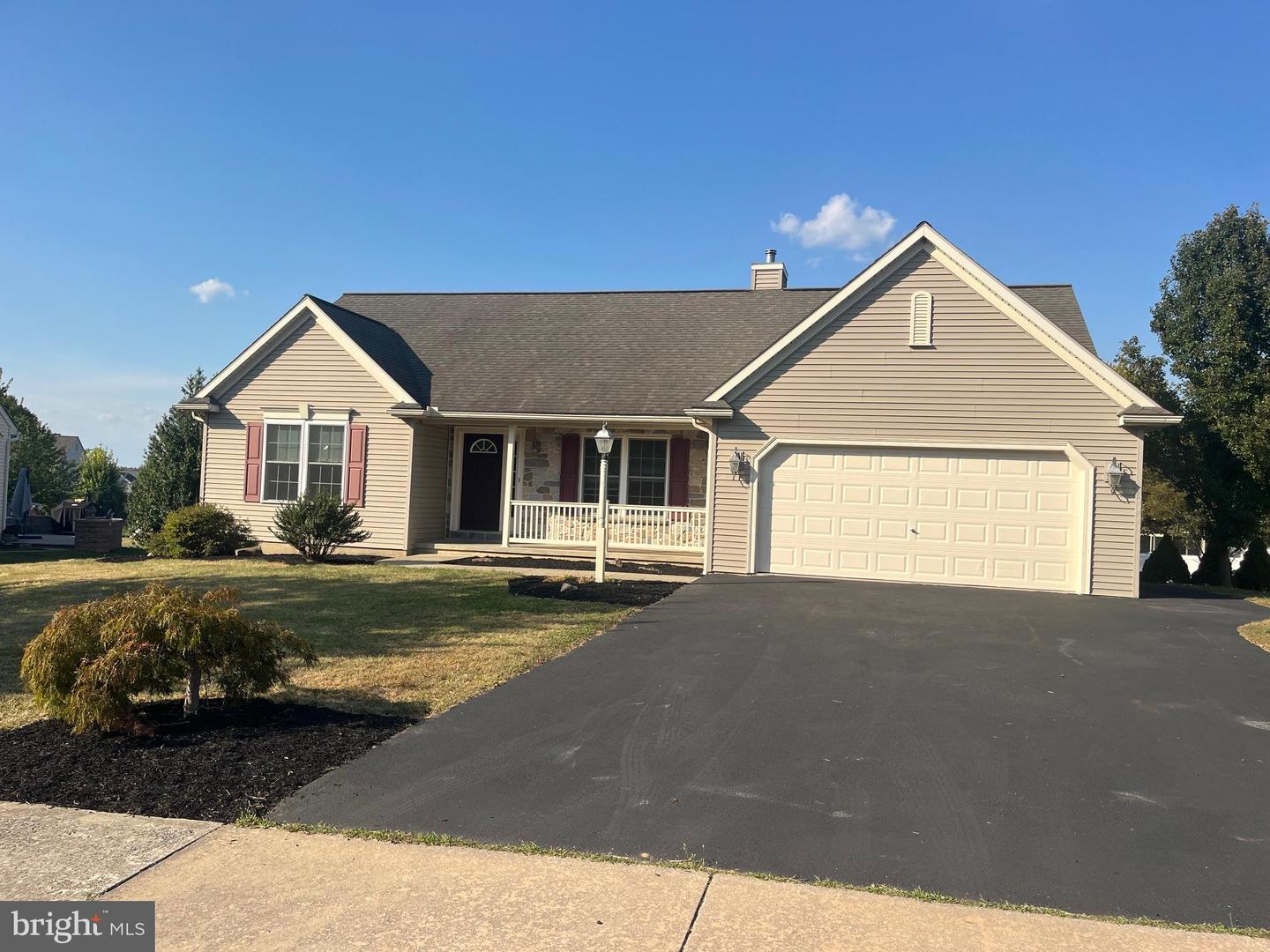 1411 Martin Street, East Earl