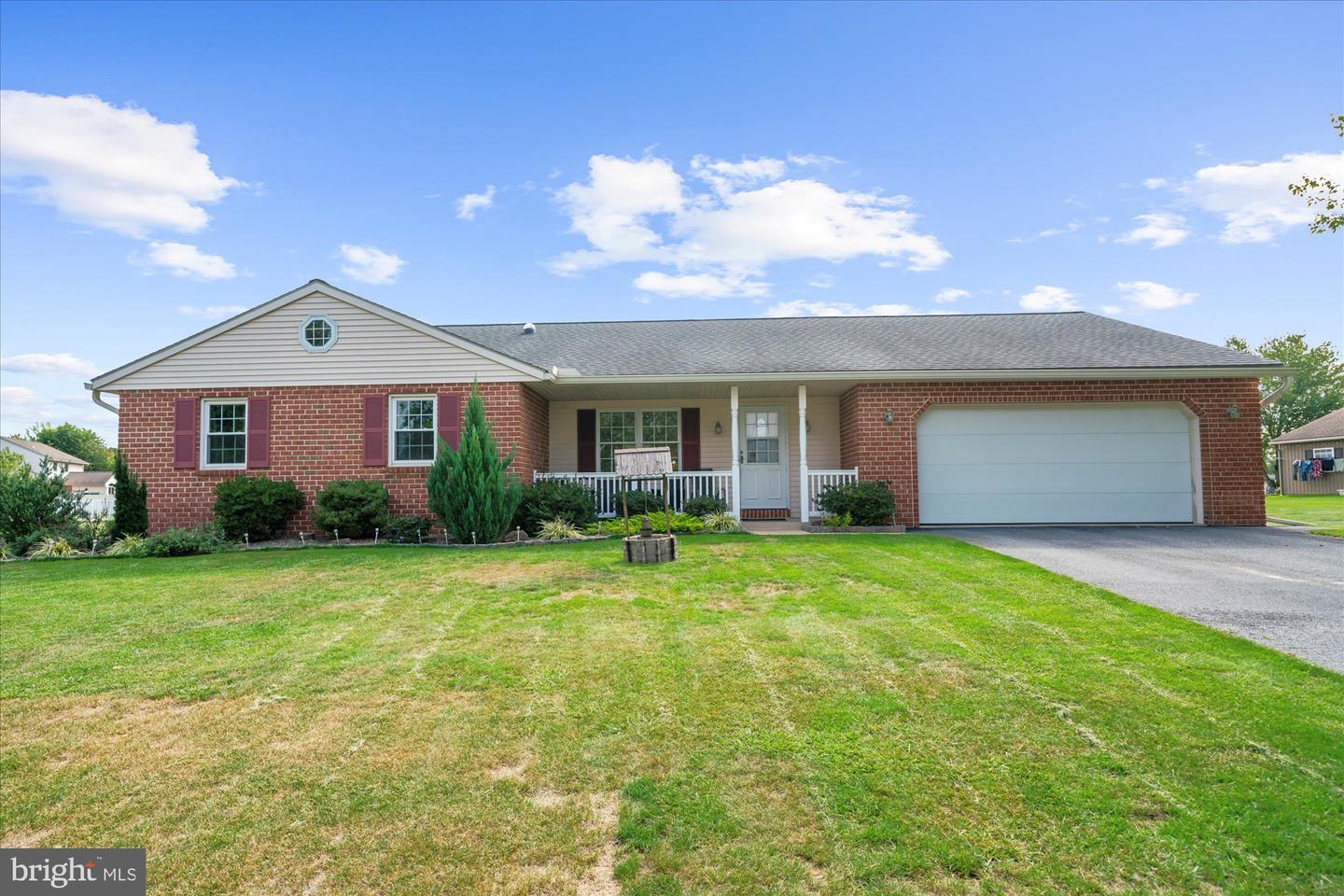 111 Oatfield Drive, Denver