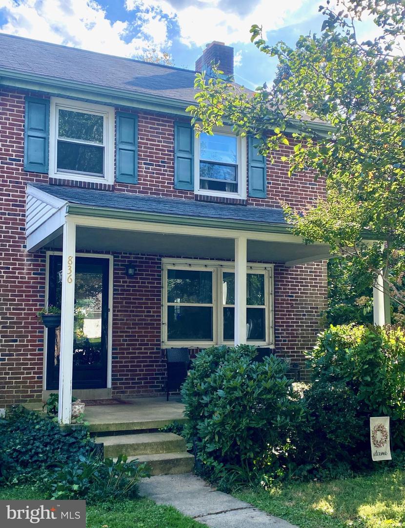 836 Helen Avenue, Lancaster