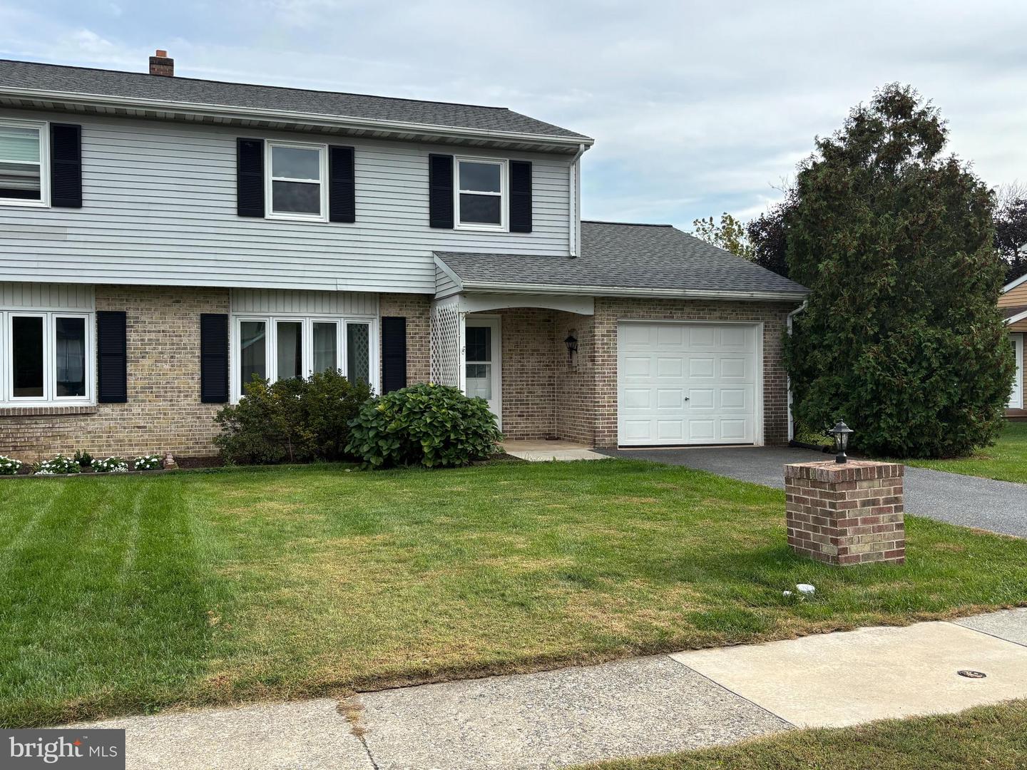 218 Fausnacht Drive, Denver