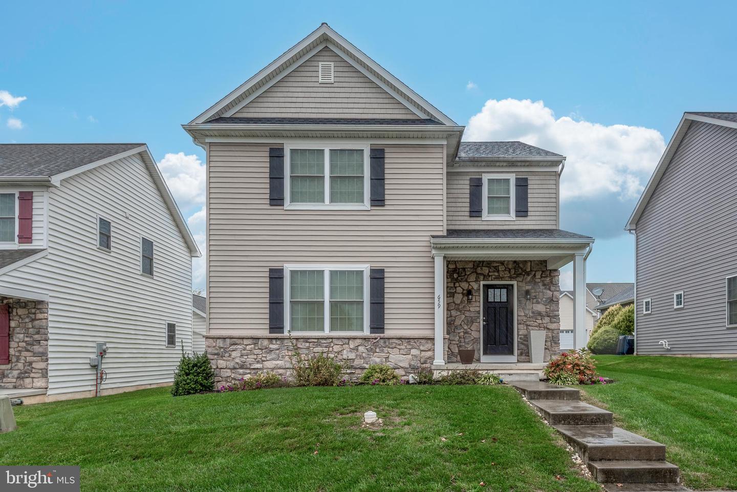659 Chiswell Place, Lancaster