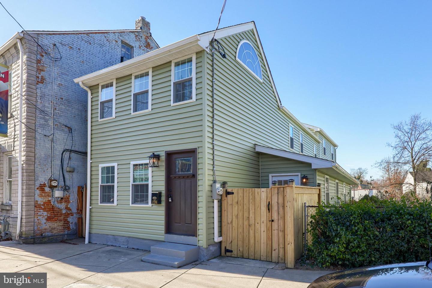 170 S 5th Street, Columbia