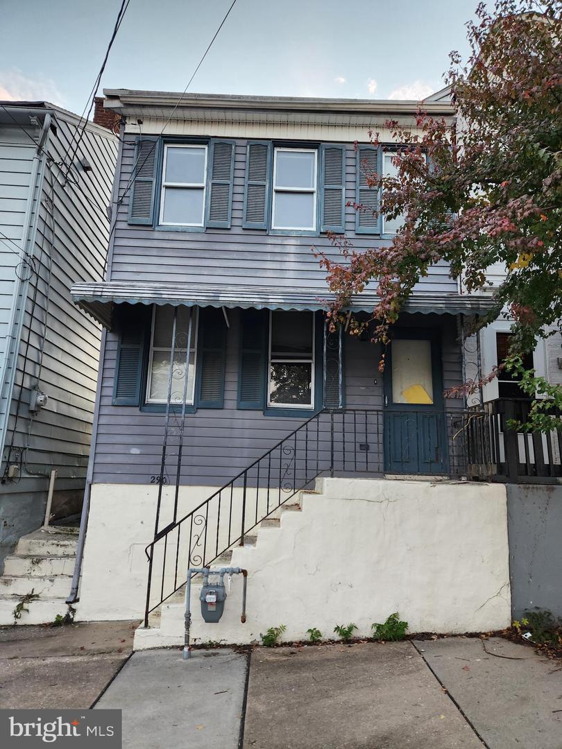 290 S 5th Street