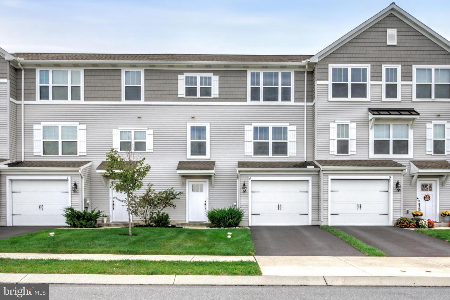 6 Southside Drive, Willow Street