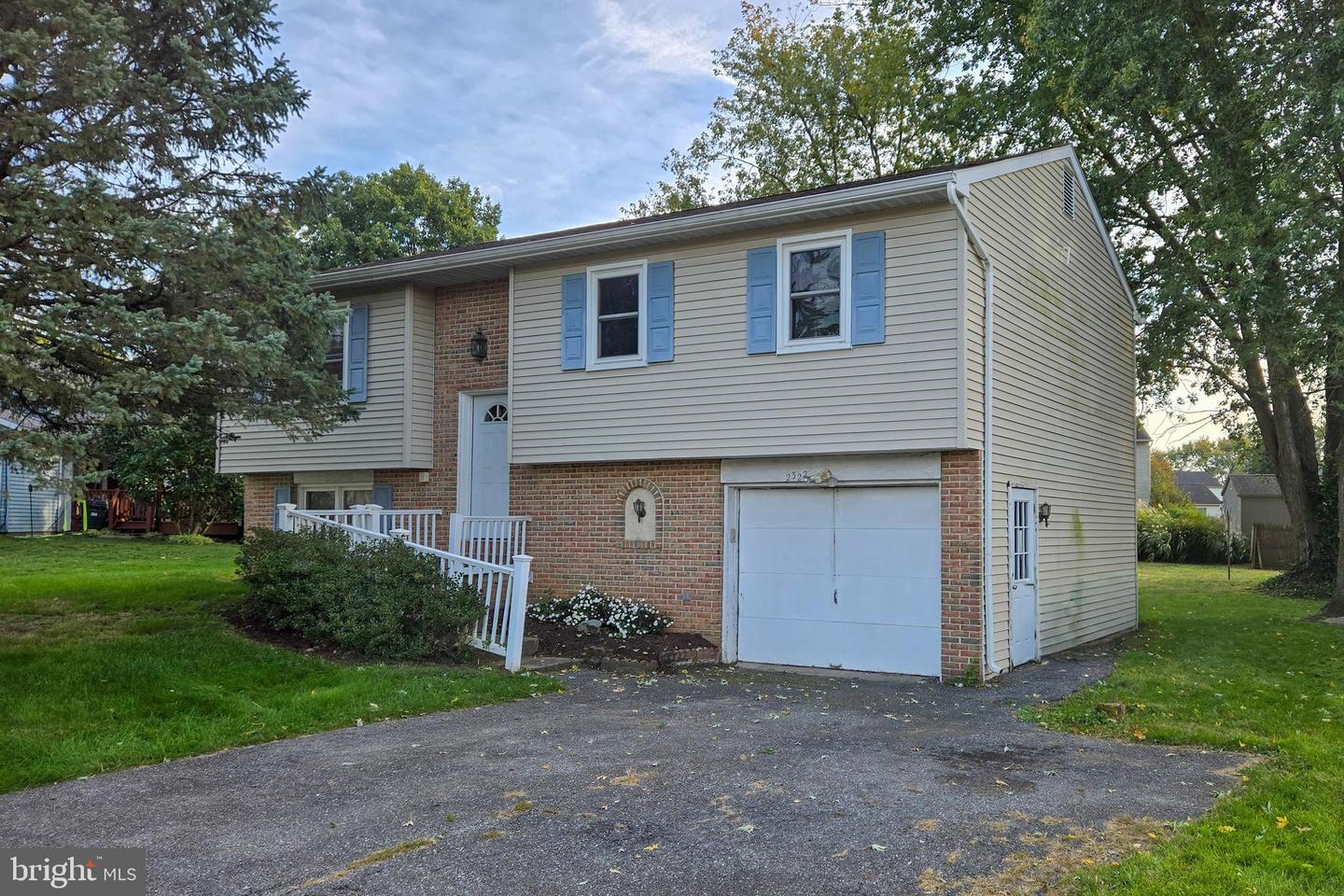 2322 Hershey Avenue, East Petersburg