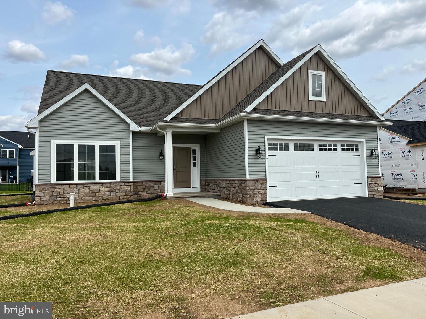 123 N. West View Drive, Elizabethtown