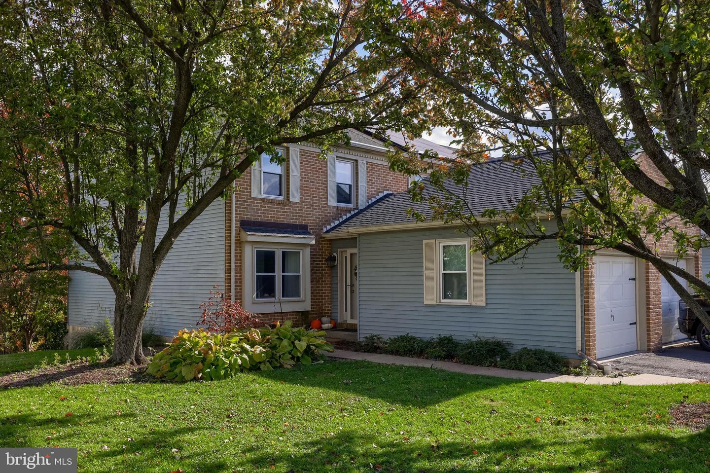 6568 Hollow Drive, East Petersburg
