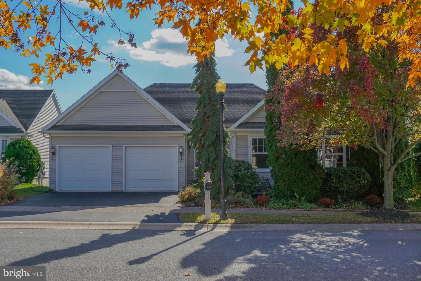 1221 Brighton Avenue, Lititz