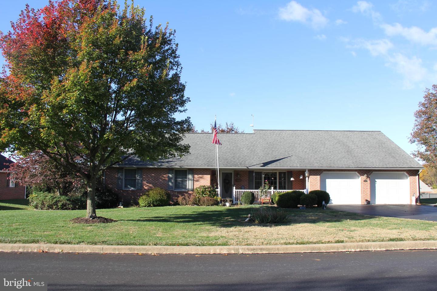 668 Snyder Hill Road, Lititz