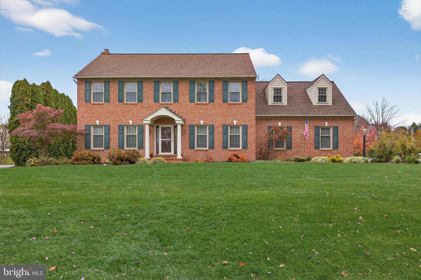339 Carter Moir Drive, Lancaster