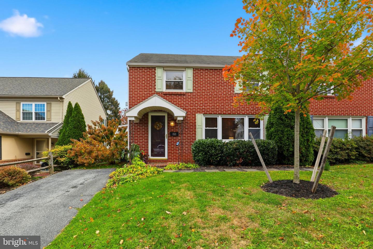 1521 Queen Lane, Lancaster