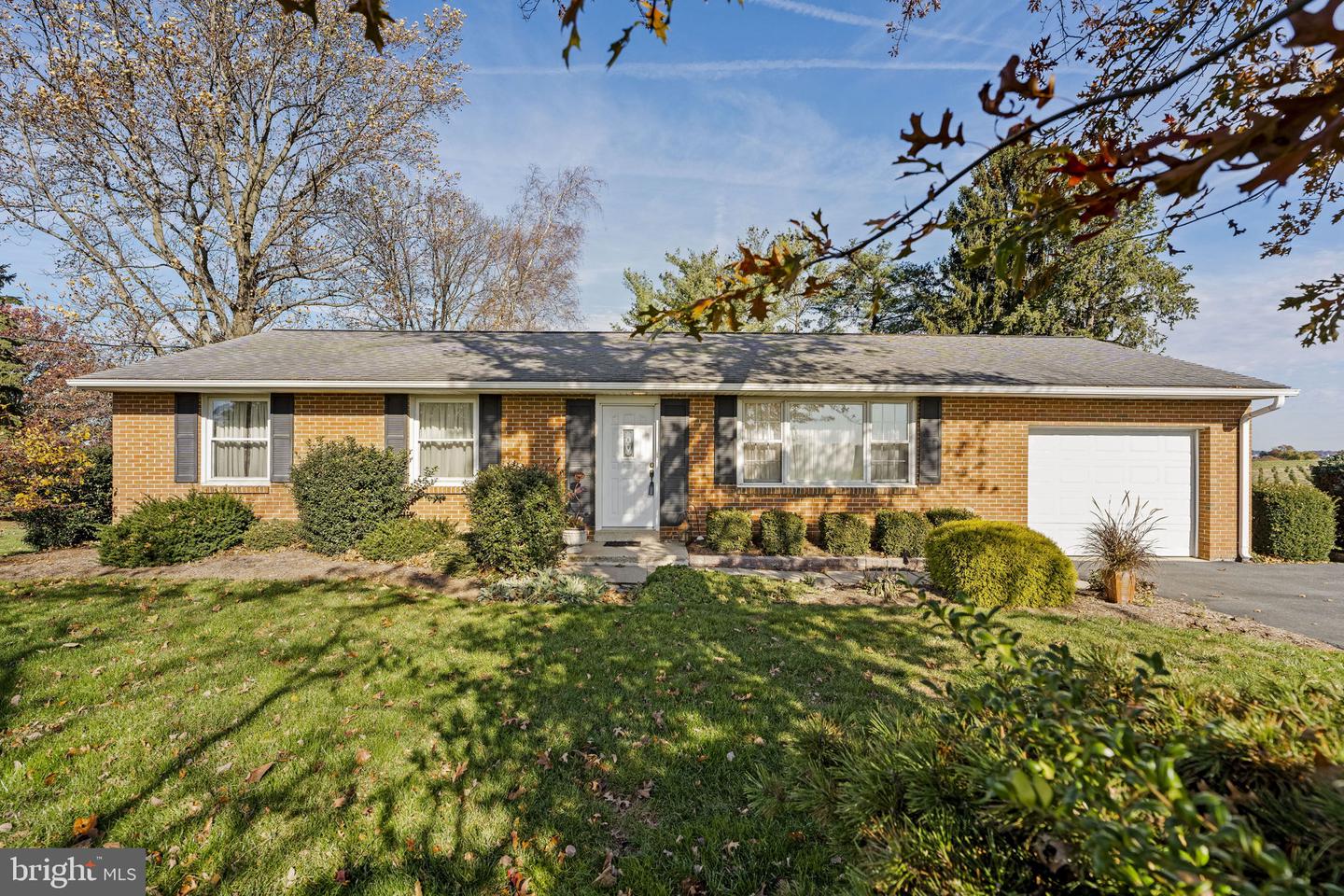 337 Long Road, Manheim